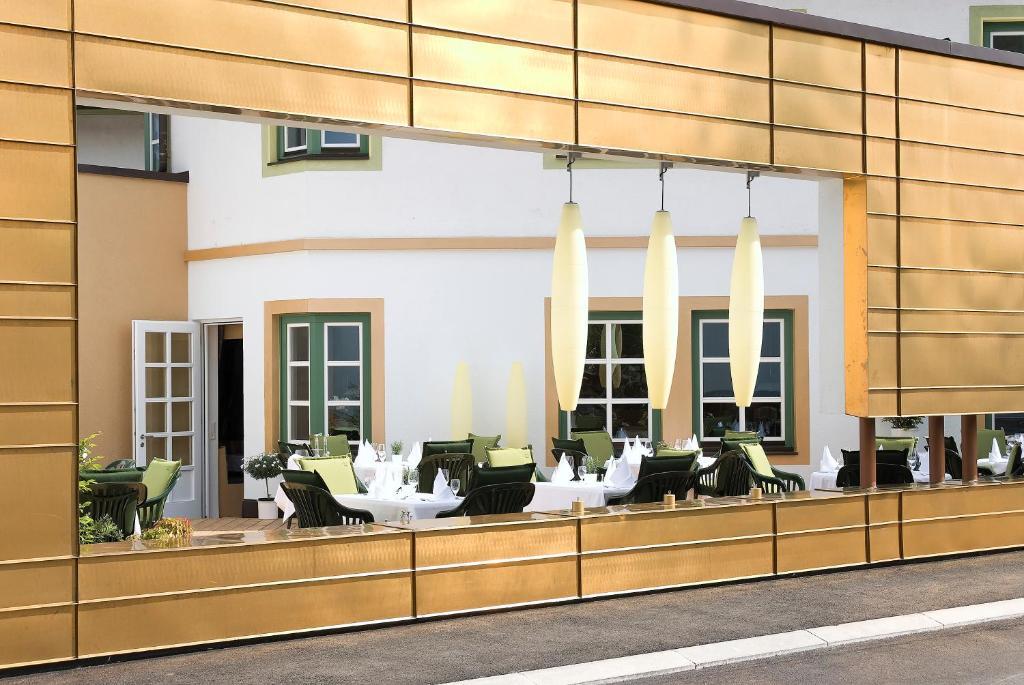 Hotel-Restaurant-Cafe Krainer Langenwang Luaran gambar